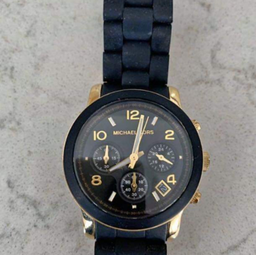 Unised Michael Kors watch